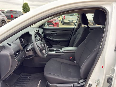 Used 2024 Nissan Sentra S FWD image 10