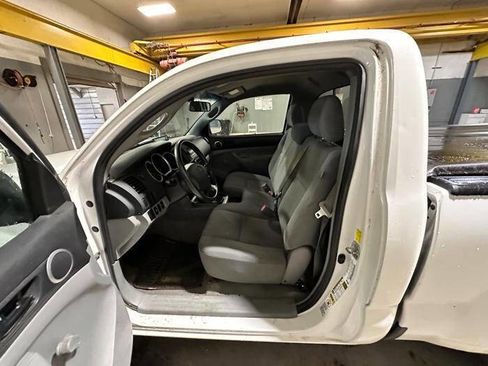 Used 2010 Toyota Tacoma 2WD Regular Cab image 22