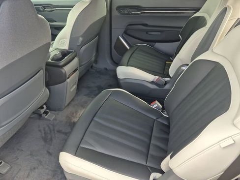 New 2026 Kia EV9 GT-Line image 13