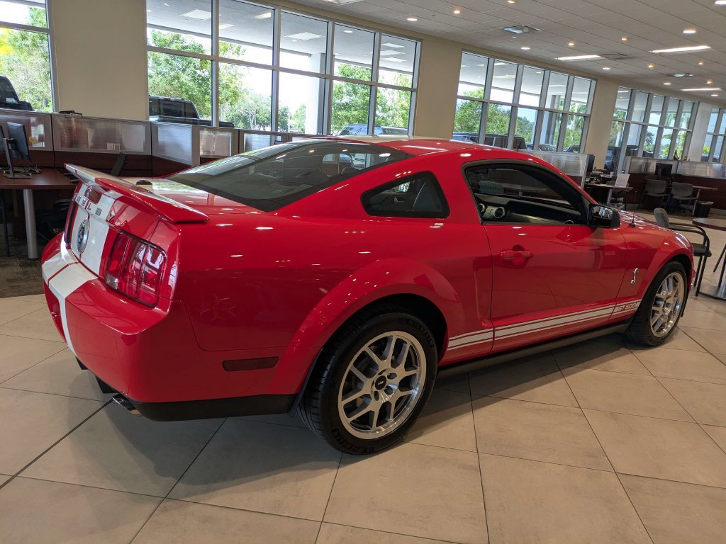 Used 2009 Ford Mustang Shelby GT500 RWD image 4