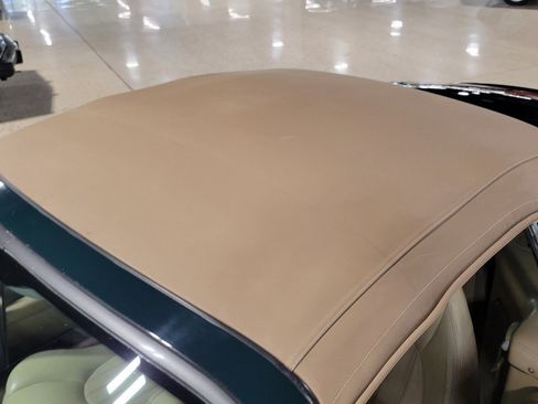 Used 2000 Jaguar XK8 Convertible RWD image 7