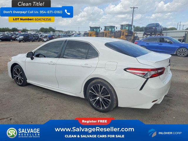 Used 2018 Toyota Camry SE FWD image 3