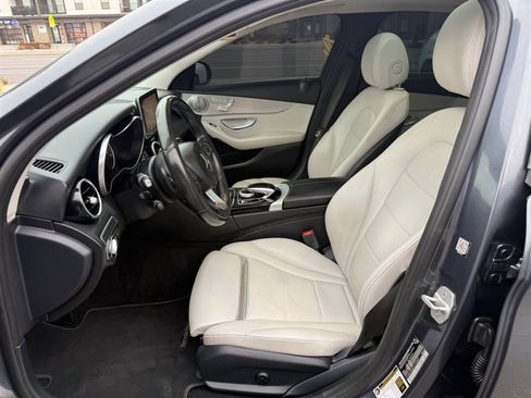 Used 2016 Mercedes-Benz C 300 4MATIC Sedan image 20