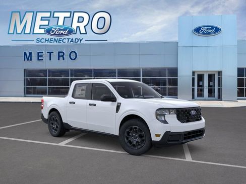 New 2025 Ford Maverick XLT w/ Equipment Group 302A AWD/4WD image 1