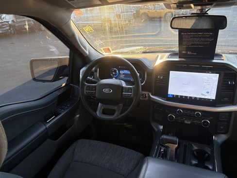 Certified 2022 Ford F150 Lightning XLT image 21