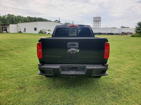 Used 2018 Chevrolet Colorado Z71 AWD/4WD image 6