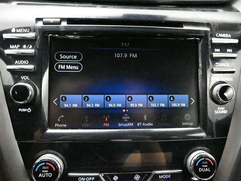 Used 2023 Nissan Murano SL w/ SL Moonroof Package AWD/4WD image 17