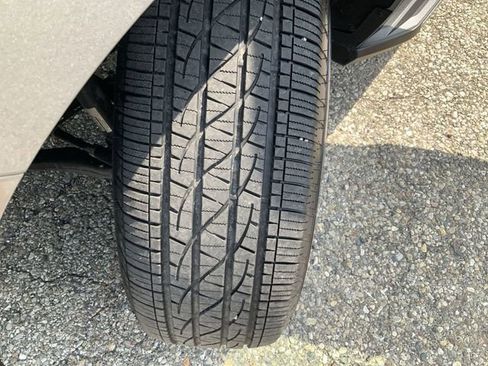 Used 2022 Chevrolet Tahoe LT w/ Luxury Package image 11