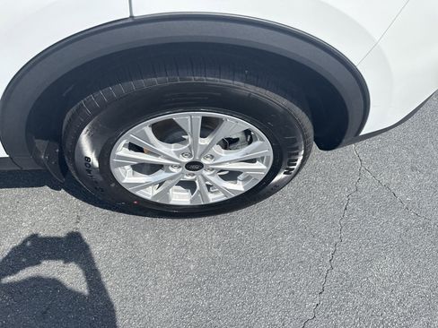 Used 2023 Ford Escape Active image 12