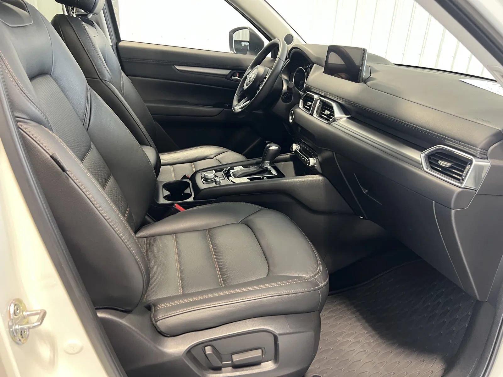 Used 2021 MAZDA CX-5 Touring w/ Touring Preferred SV Package AWD/4WD image 28
