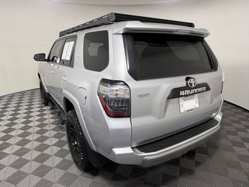Used 2024 Toyota 4Runner TRD Off-Road Premium w/ Moonroof Package AWD/4WD image 4