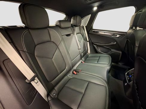 New 2026 Porsche Macan AWD/4WD image 28