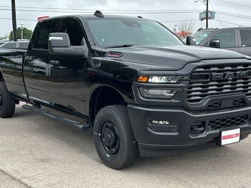 New 2026 RAM 2500 Tradesman AWD/4WD image 3