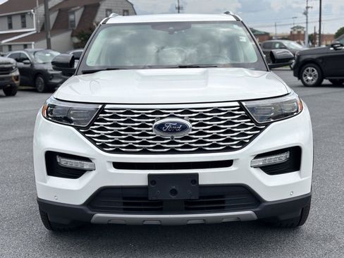 Used 2020 Ford Explorer Platinum w/ Premium Technology Package AWD/4WD image 2