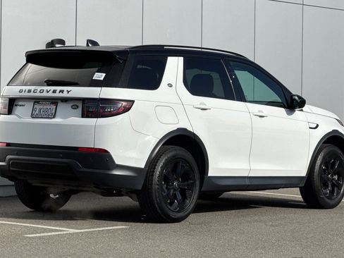 Used 2023 Land Rover Discovery Sport S image 5