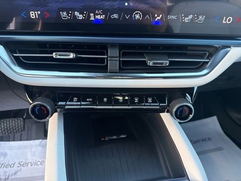 New 2026 Chevrolet Equinox EV LT w/ Convenience Package II image 16