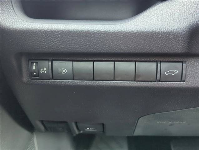 Certified 2025 Toyota RAV4 XLE Premium FWD image 15