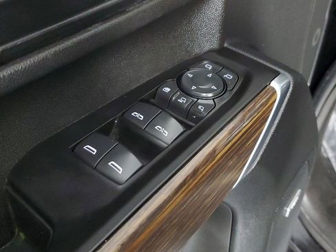 Used 2021 Chevrolet Silverado 3500 High Country image 14