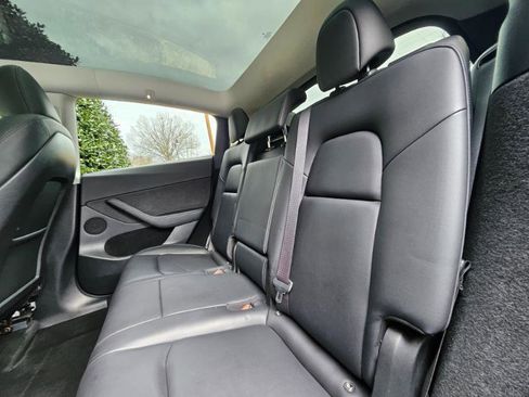 Used 2023 Tesla Model Y 2WD image 61