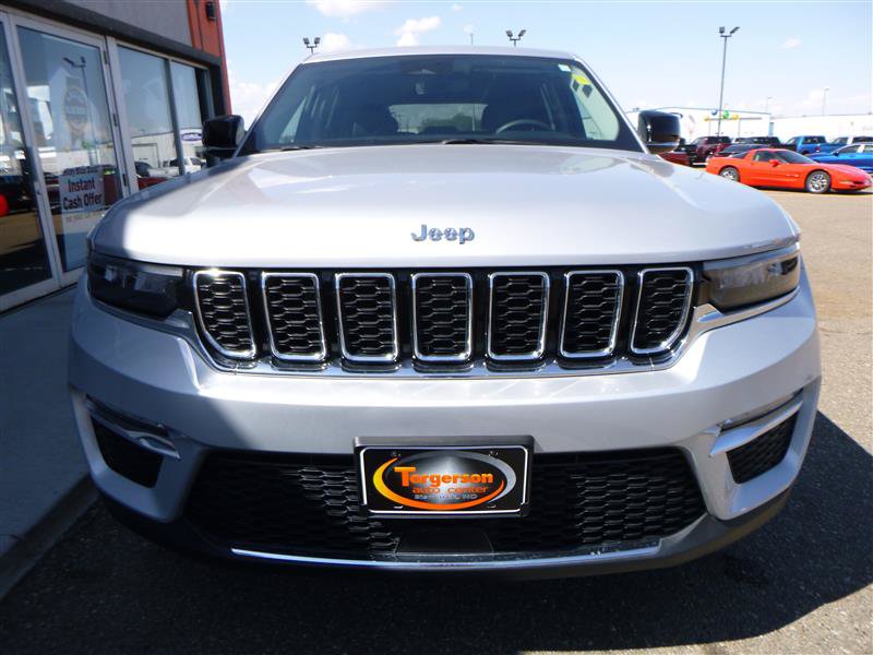 Used 2023 Jeep Grand Cherokee Limited AWD/4WD image 21