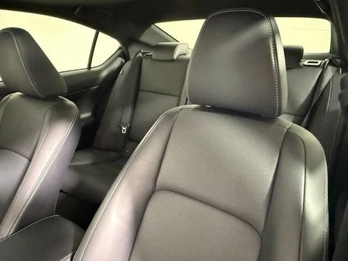 Used 2024 Lexus IS 300 F Sport RWD image 37