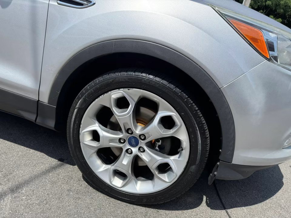 Used 2015 Ford Escape Titanium AWD/4WD image 13