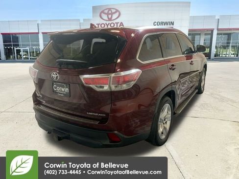 Used 2016 Toyota Highlander Limited Platinum image 8