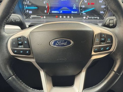 Used 2024 Ford Explorer XLT w/ Equipment Group 202A RWD image 30