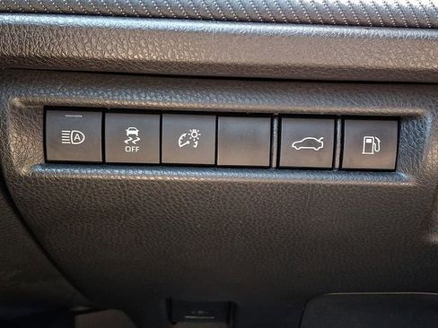 Used 2025 Toyota Camry SE FWD image 24