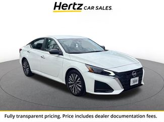 Used 2025 Nissan Altima 2.5 SV FWD video 1