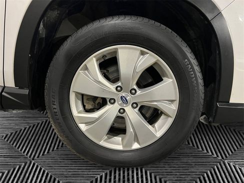 Used 2023 Subaru Ascent 8-Passenger image 11