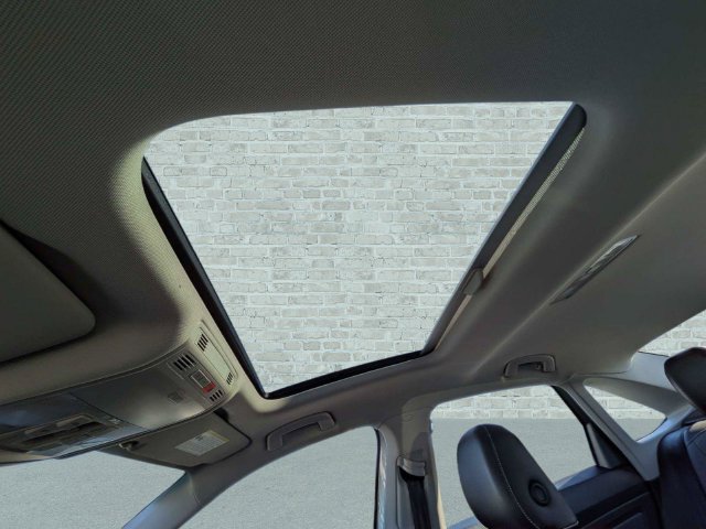 Certified 2025 Volkswagen Jetta SEL FWD image 20