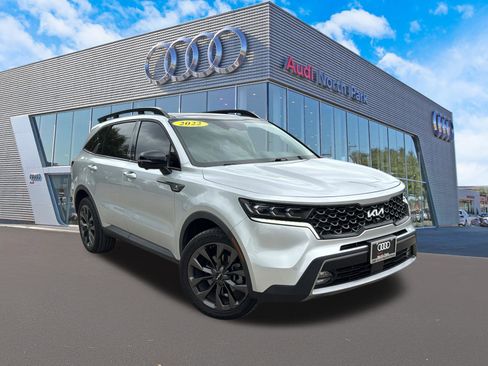 Used 2022 Kia Sorento SX Prestige image 1