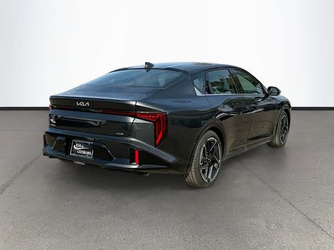 New 2025 Kia K4 GT-Line image 7