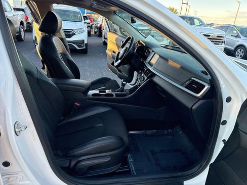 Used 2019 Kia Optima S w/ S Panoramic Sunroof Package image 21