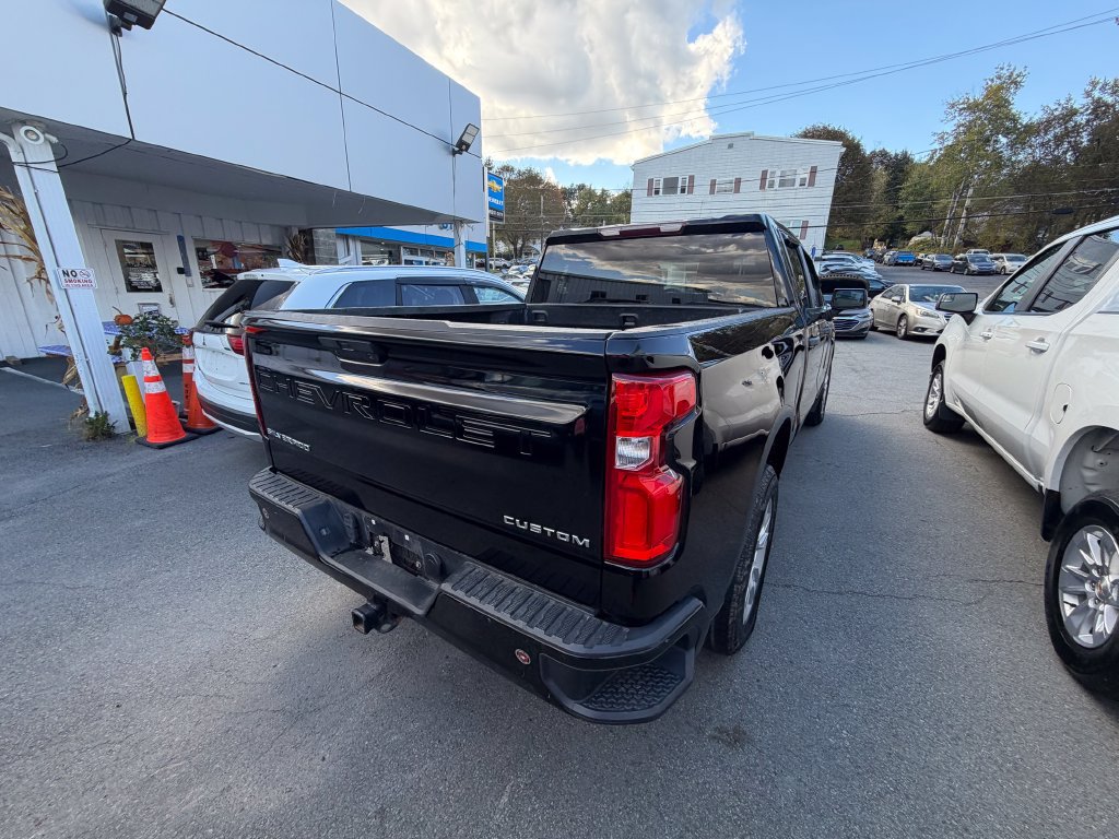 Used 2021 Chevrolet Silverado 1500 Custom AWD/4WD image 5