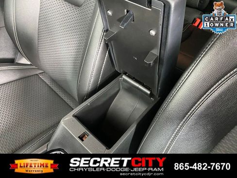Used 2024 Jeep Compass Latitude w/ Convenience Group AWD/4WD image 26