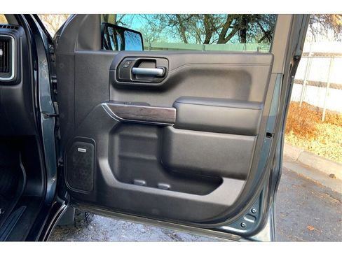 Used 2020 Chevrolet Silverado 1500 LTZ w/ LTZ Premium Package image 26