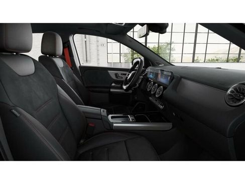 New 2025 Mercedes-Benz GLA 35 AMG 4MATIC image 5
