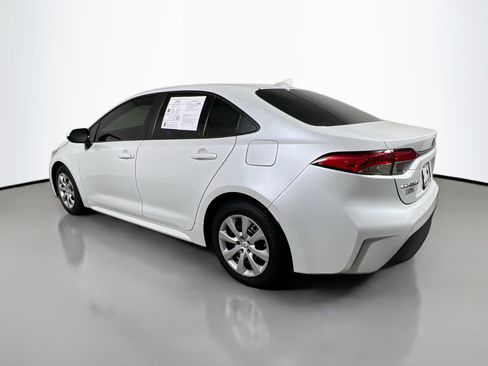 Used 2024 Toyota Corolla LE FWD image 8