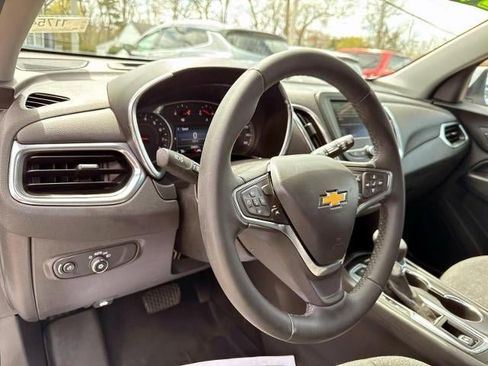Certified 2024 Chevrolet Equinox LT AWD/4WD image 15