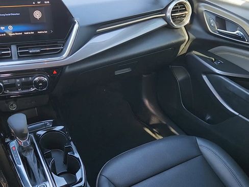 Used 2025 Chevrolet Trax ACTIV w/ Driver Confidence Package image 18