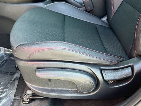 Used 2025 Kia Soul GT-Line FWD image 16