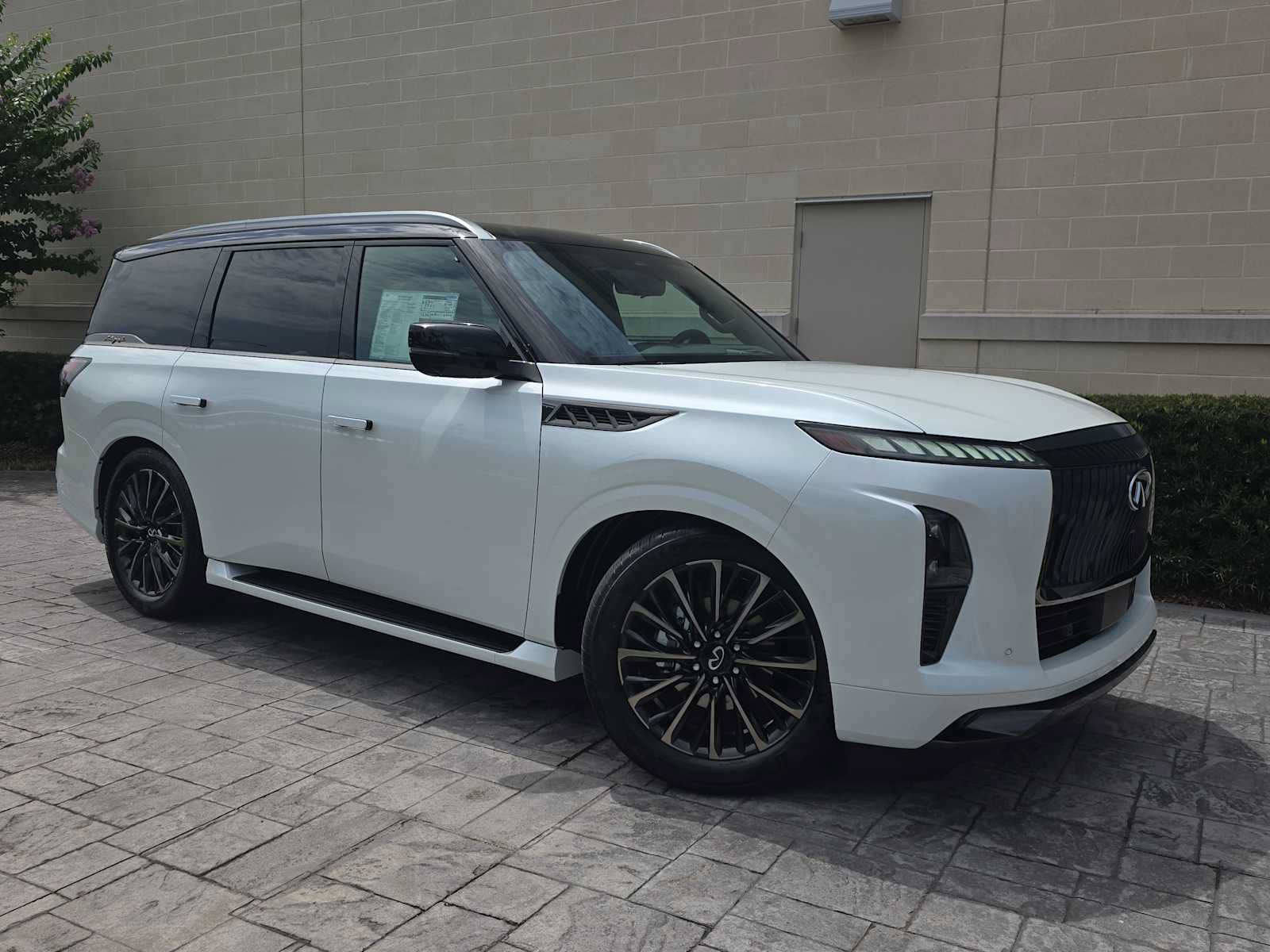 New 2027 INFINITI QX80 Autograph w/ Premium Cargo Package AWD/4WD image 34