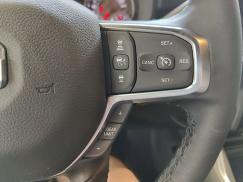 New 2025 RAM 2500 Big Horn AWD/4WD image 25