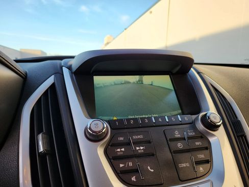 Used 2013 GMC Terrain SLT w/ Safety Package image 15