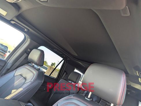 Used 2023 Ford Expedition Max Limited image 33