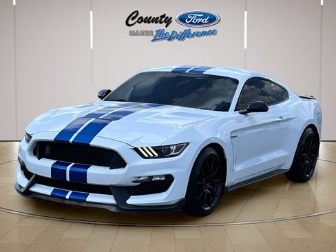 Used 2017 Ford Mustang Shelby GT350 w/ Electronics Package RWD image 2