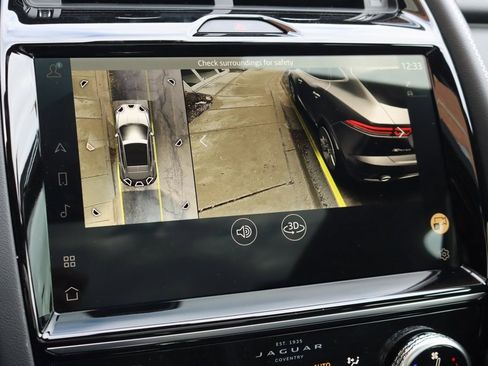 Certified 2024 Jaguar E-PACE R-Dynamic SE image 26