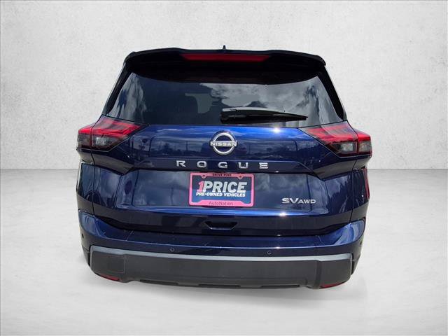 Used 2024 Nissan Rogue SV AWD/4WD image 7